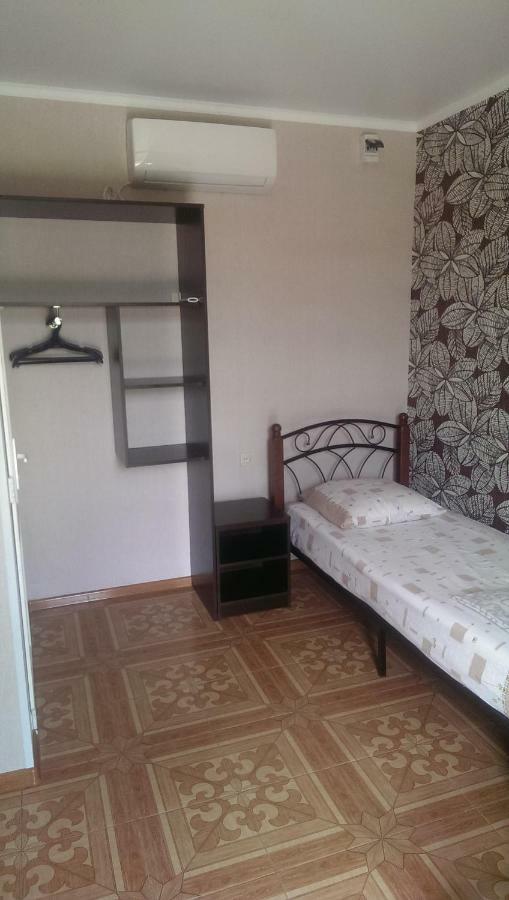 Tikhaya Gavan Guest House Gagra Exterior photo