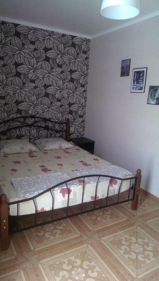Tikhaya Gavan Guest House Gagra Exterior photo